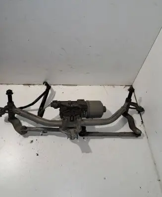 Peugeot 207 Front wiper linkage and motor 9650380780