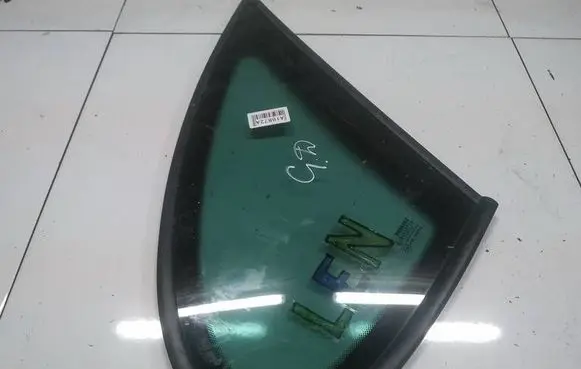 Renault Scenic I Rear side window AS3