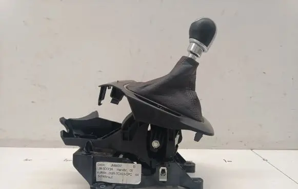 Ford Focus Gear shifter/selector JX6R7C453CPC