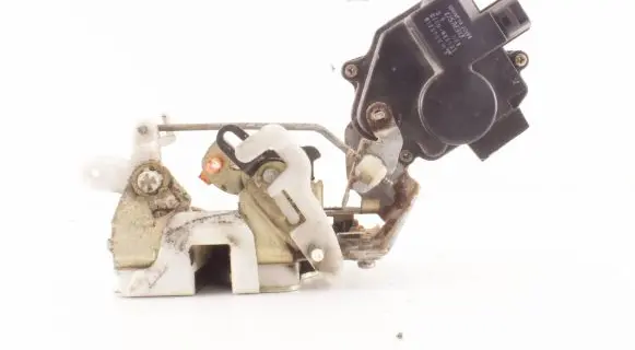 Mitsubishi Galant Rear door lock MR349316