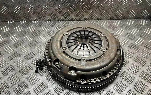 Seat Arona Clutch set kit 04C141025P 04C141031C 05CB4HD