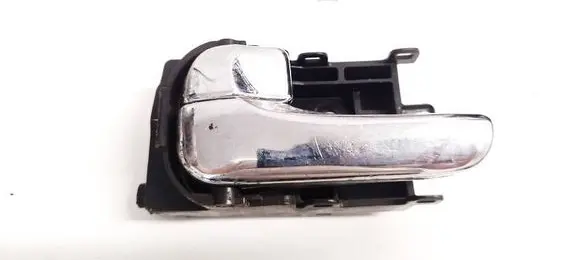 Nissan Almera N16 Front door interior handle 