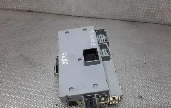 Alfa Romeo 159 Fuse module 501202110030