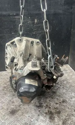 Nissan Note (E12) Manual 5 speed gearbox 320103VA0A