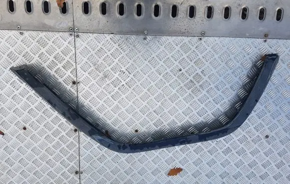 Mercedes-Benz G W461 W463 1st Gen Rear arch trim 4638801521