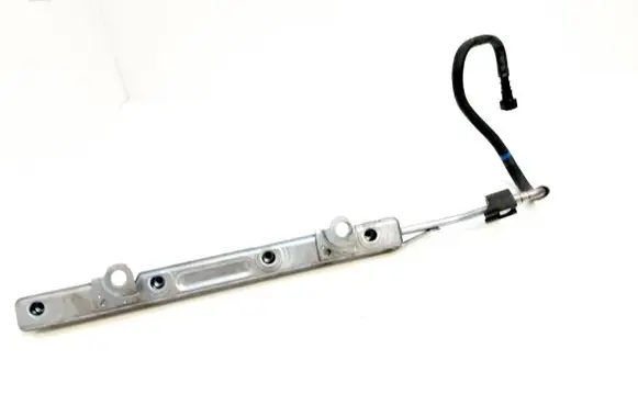 Toyota RAV 4 (XA40) Fuel main line pipe