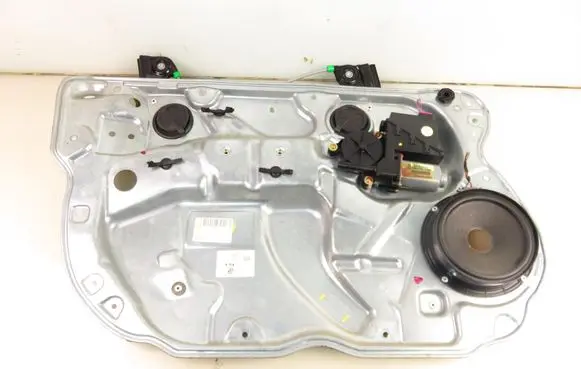 Volkswagen Polo IV 9N3 Front door window regulator with motor 6Q2959802A 6Q4837461G 6Q4837755