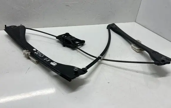 Skoda Fabia Mk3 (NJ) Front window lifting mechanism without motor 122970