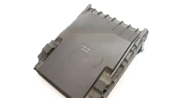Audi A3 S3 8P Fuse box cover 1K0937132F