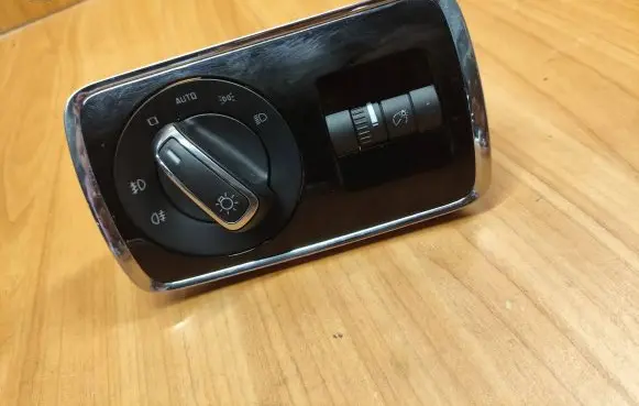 Skoda Superb B6 (3T) Light switch 3T0941431B BK704064605