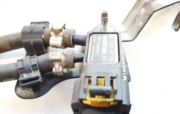 Alfa Romeo Mito Exhaust gas pressure sensor 0281002784 55200301