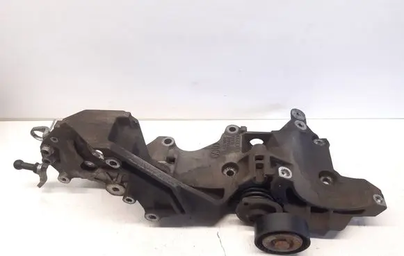 Volkswagen Golf VI Generator/alternator bracket 03L903143K AS19C03
