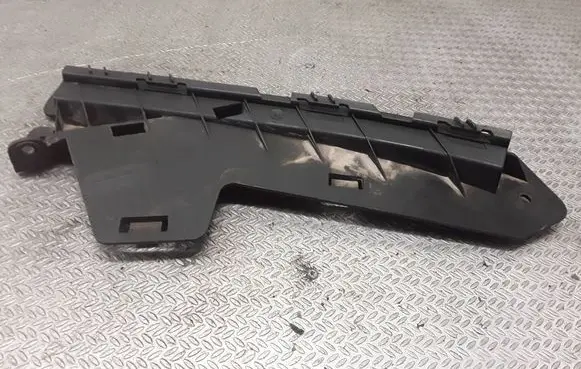 Volvo V70 Front bumper mounting bracket 30796388