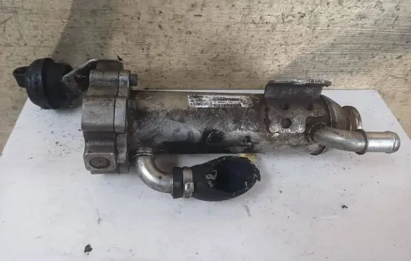 Volvo V70 EGR valve cooler 50086463 880765R