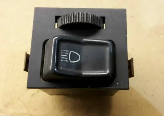 Volkswagen Scirocco Light switch 321941531G
