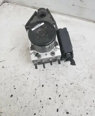 Volkswagen Golf VI ABS Pump 1K0907379BE 1K0614517CP
