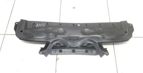 Mercedes-Benz E W211 Bonnet wind deflector 2118800036