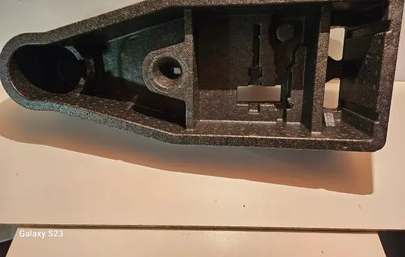 Opel Insignia A Tool box 329755060 13343648