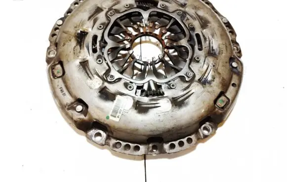 Nissan Qashqai Pressure plate 8200501027