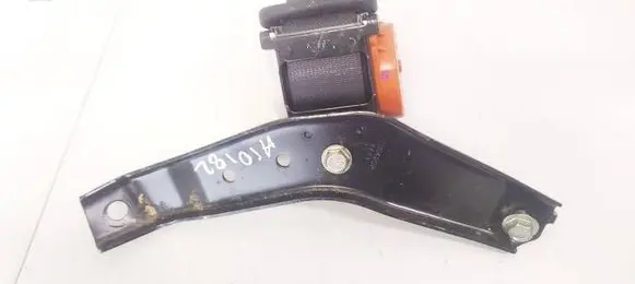 Subaru Outback Middle seatbelt (rear) 
