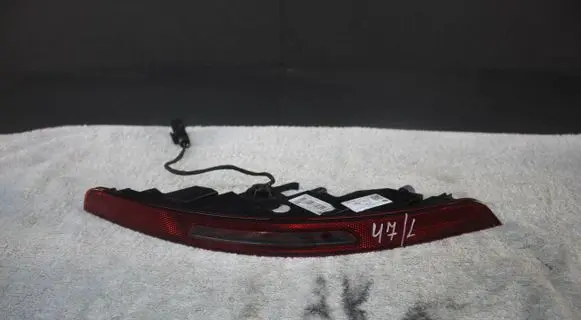 Porsche Macan (95B) Rear/tail lights 01150101 95B945725Q T95B026