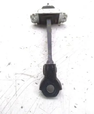 Opel Antara Rear door check strap stopper