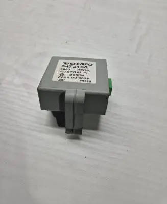 Volvo V70 Alarm control unit/module 9472105 F005V00026