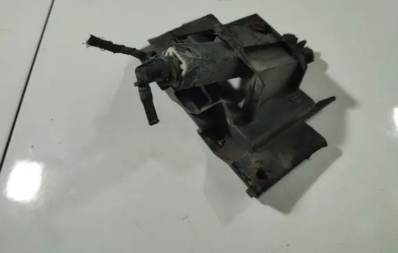 Audi A8 S8 D3 4E Headlight washer spray nozzle 