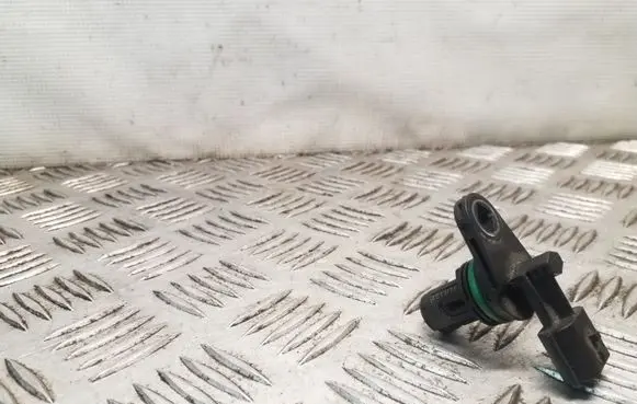 Nissan Juke I F15 Camshaft position sensor