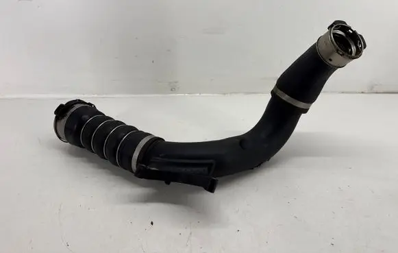 BMW 2 F44 Intercooler hose/pipe 8585294 11618585294