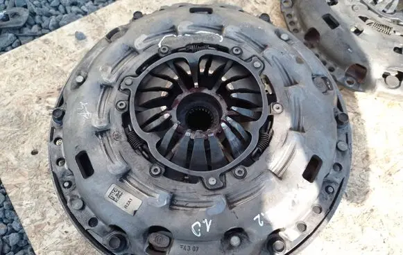 Mazda 6 Clutch set kit LUK R2A1 F4307