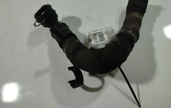 Audi A6 S6 C6 4F Engine coolant pipe/hose
