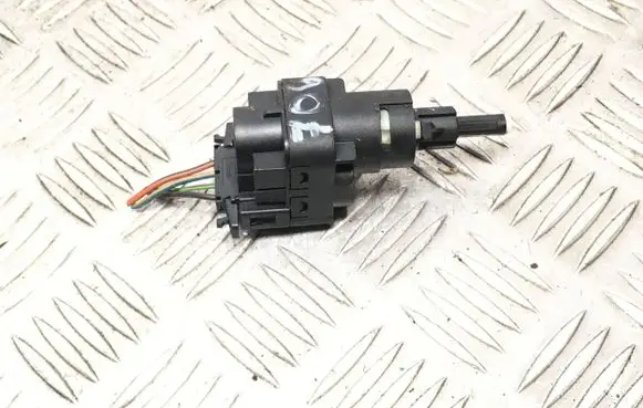Seat Cordoba (6L) Brake pedal sensor switch 6Q0945511 MW3