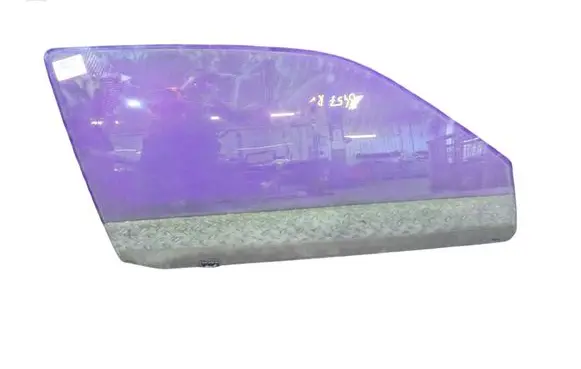 Volkswagen Polo III 6N 6N2 6NF Front door window glass four-door