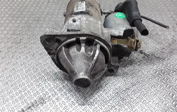 Mitsubishi Grandis Starter motor M000T20672