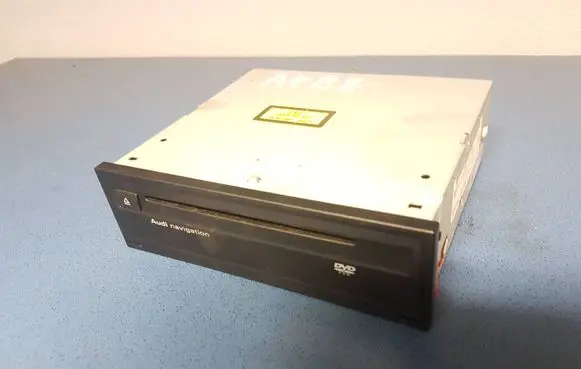 Audi A4 S4 B8 8K Navigation unit CD/DVD player 4E0919887M 4E0910888E