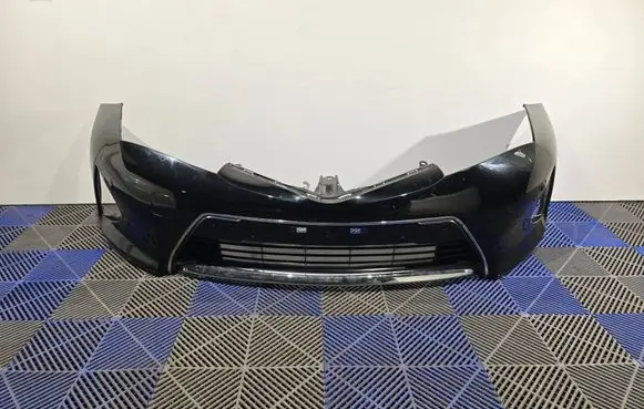 Toyota Auris E180 Front bumper