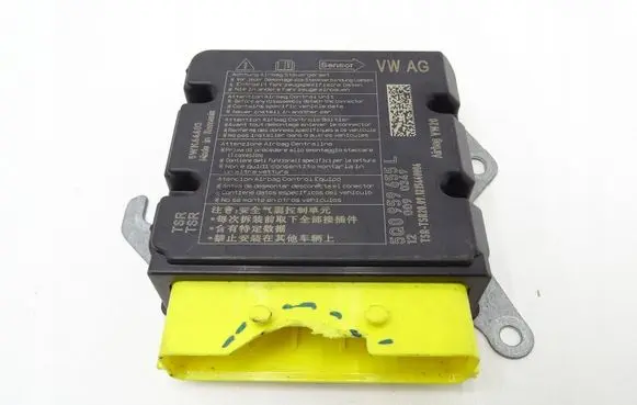Audi A3 S3 8V Airbag control unit/module 5Q0959655L