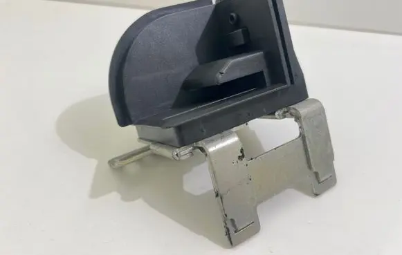 BMW 5 F10 F11 Parcel shelf load cover mount bracket 9168473 55220011 180098