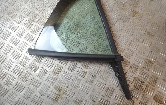 Skoda Fabia Mk4 (6VA) Rear vent window glass 