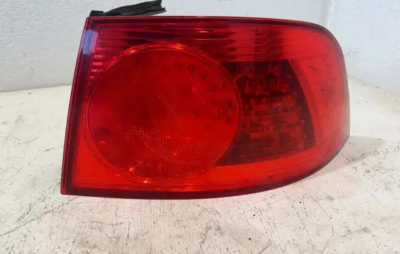 Volkswagen Phaeton Rear/tail lights 3d0945096d