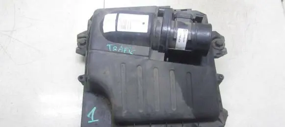 Renault Trafic II (X83) Air filter box 8200760899