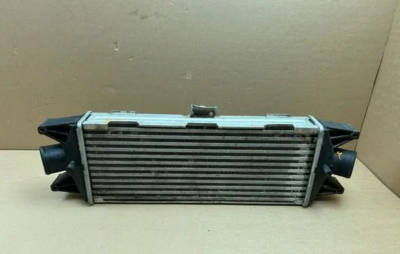 Iveco Daily 4th gen Intercooler radiator