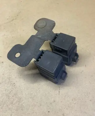 Chevrolet Epica Coolant fan relay 96251271