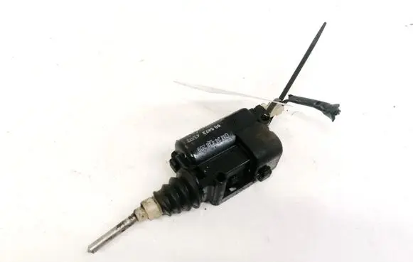 Opel Vectra C Central locking motor 24438209 605472
