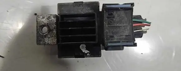Citroen C5 Glow plug pre-heat relay 9663824880 AV6112A343BA