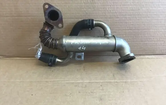 Skoda Fabia Mk1 (6Y) EGR valve cooler 045131513L