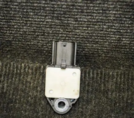 Peugeot 108 Airbag deployment crash/impact sensor 898310H040
