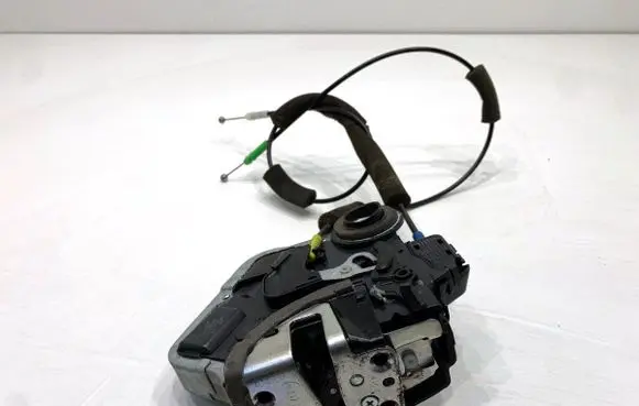 Lexus RX III Rear door lock