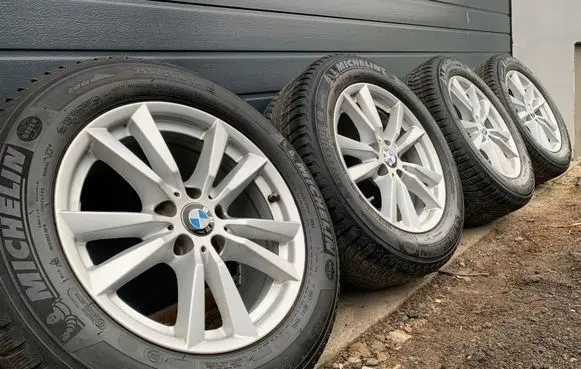 R18 alloy rim